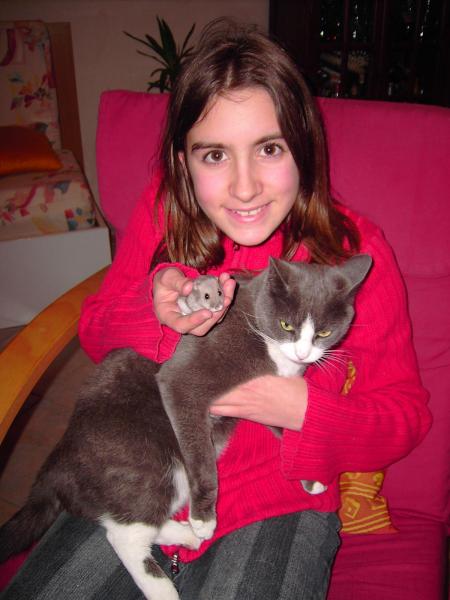 sa y est je peut enfin mettre des foto de moi et sans oublié mes animaux